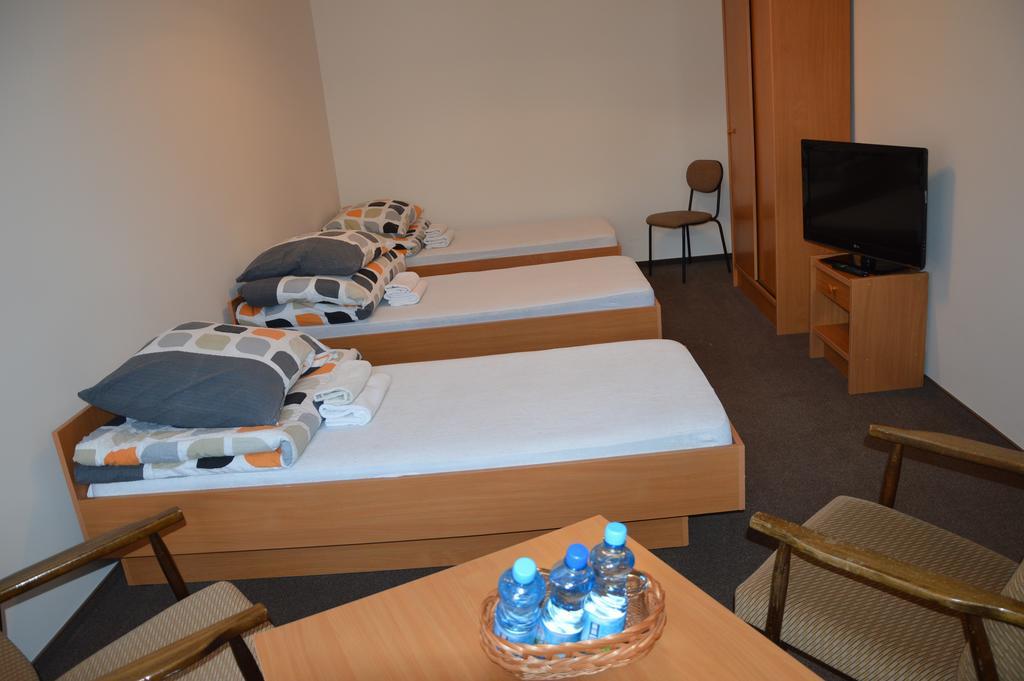 Pokoje Goscinne Centrum Kultury Prawoslawnej Białystok Habitación foto
