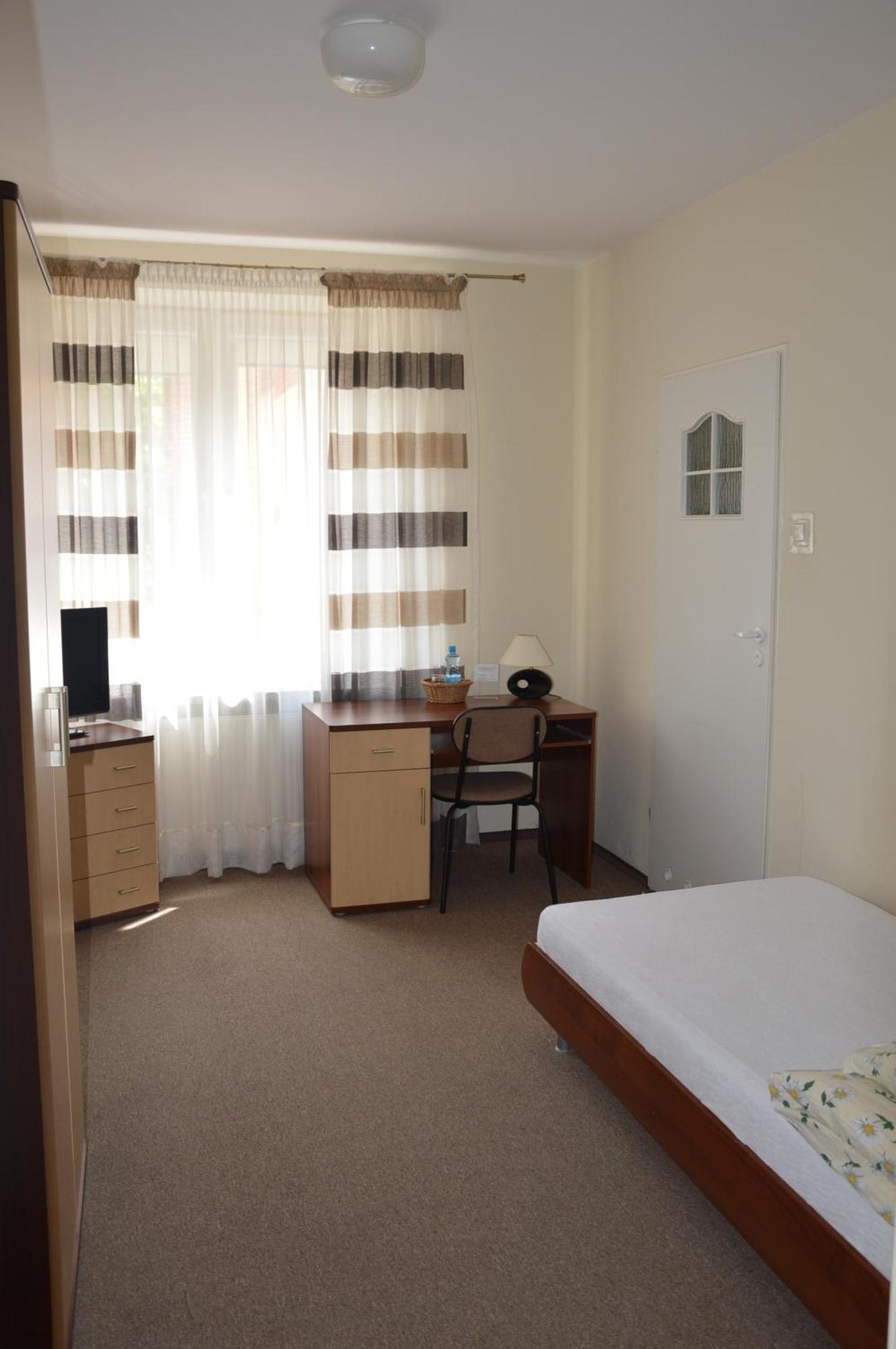 Pokoje Goscinne Centrum Kultury Prawoslawnej Białystok Habitación foto